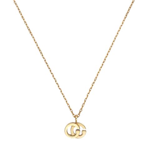 collares Gucci en oro